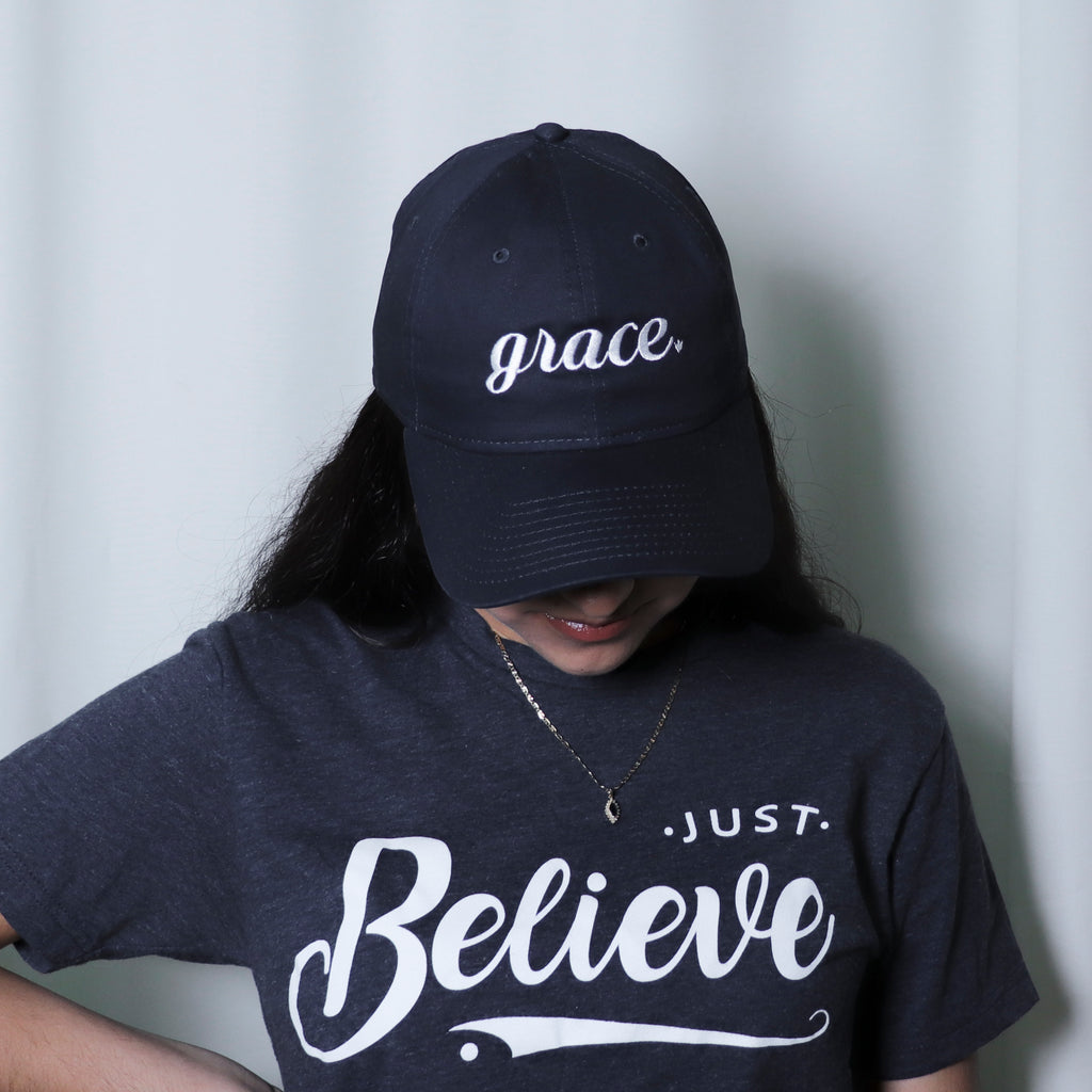 GRACE NAVY BLUE CLASSIC HAT